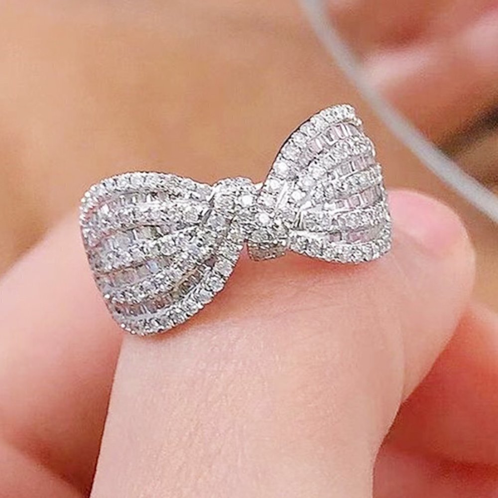 🔥 925 Silver Plated Sparkling Bow Micro Pave CZ Ring for Women, HA4613-6